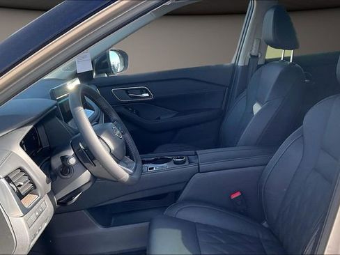 New 2026 Nissan Rogue Platinum w/ Platinum Premium Package image 7