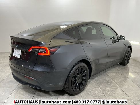 Used 2024 Tesla Model Y Long Range image 6