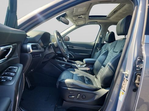 Certified 2022 Kia Telluride SX w/ SX Prestige Package AWD/4WD image 10