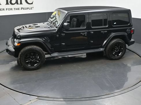 Used 2023 Jeep Wrangler Unlimited Sahara AWD/4WD image 58