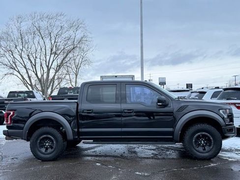 Certified 2018 Ford F150 Raptor w/ Equipment Group 802A Luxury image 36