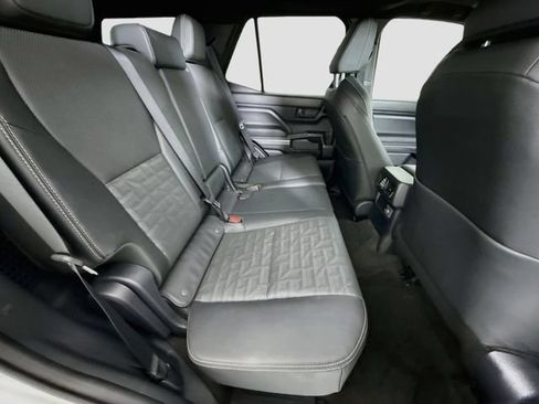 Certified 2025 Toyota 4Runner TRD Off-Road Premium w/ Tow Technology Package AWD/4WD image 30