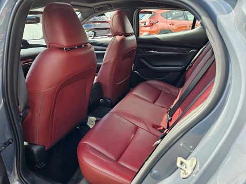 Used 2024 MAZDA MAZDA3 s image 10