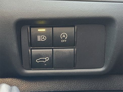 Used 2023 Toyota Highlander XSE image 26