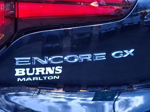Certified 2022 Buick Encore GX Preferred FWD image 30