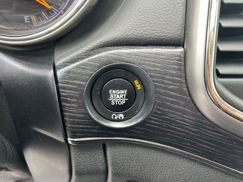 Used 2018 Jeep Grand Cherokee High Altitude image 17