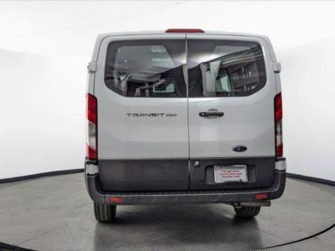 Used 2024 Ford Transit 250 Low Roof w/ Exterior Upgrade Package RWD image 7