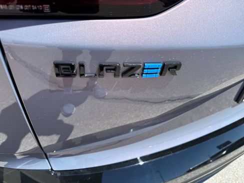 Used 2024 Chevrolet Blazer EV RS AWD/4WD image 18