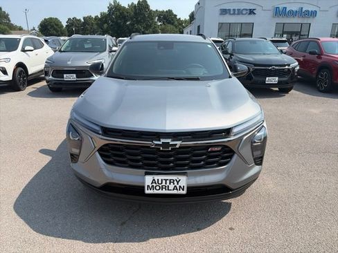 New 2026 Chevrolet Trax RS w/ Driver Confidence Package FWD image 9