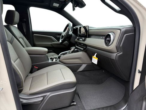 New 2026 Chevrolet Colorado ZR2 image 26