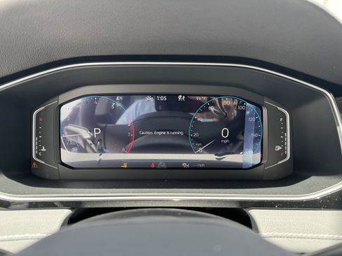 New 2025 Volkswagen Jetta SEL image 31