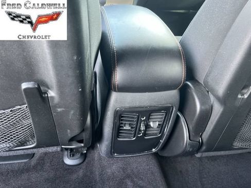 Used 2017 Jeep Grand Cherokee Laredo AWD/4WD image 26
