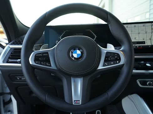 Used 2026 BMW X6 xDrive40i image 5