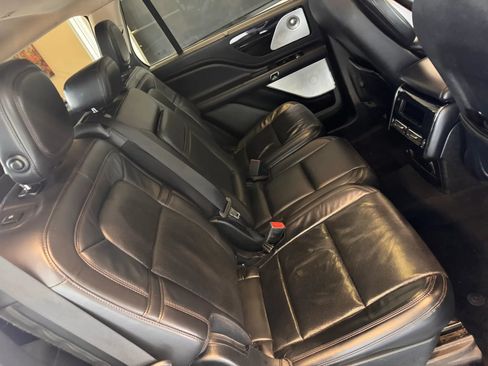 Used 2020 Lincoln Aviator Reserve w/ Equipment Group 202A AWD/4WD image 37