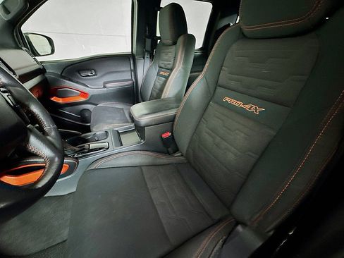 Used 2022 Nissan Frontier PRO-4X w/ Off-Road Protection Package image 11