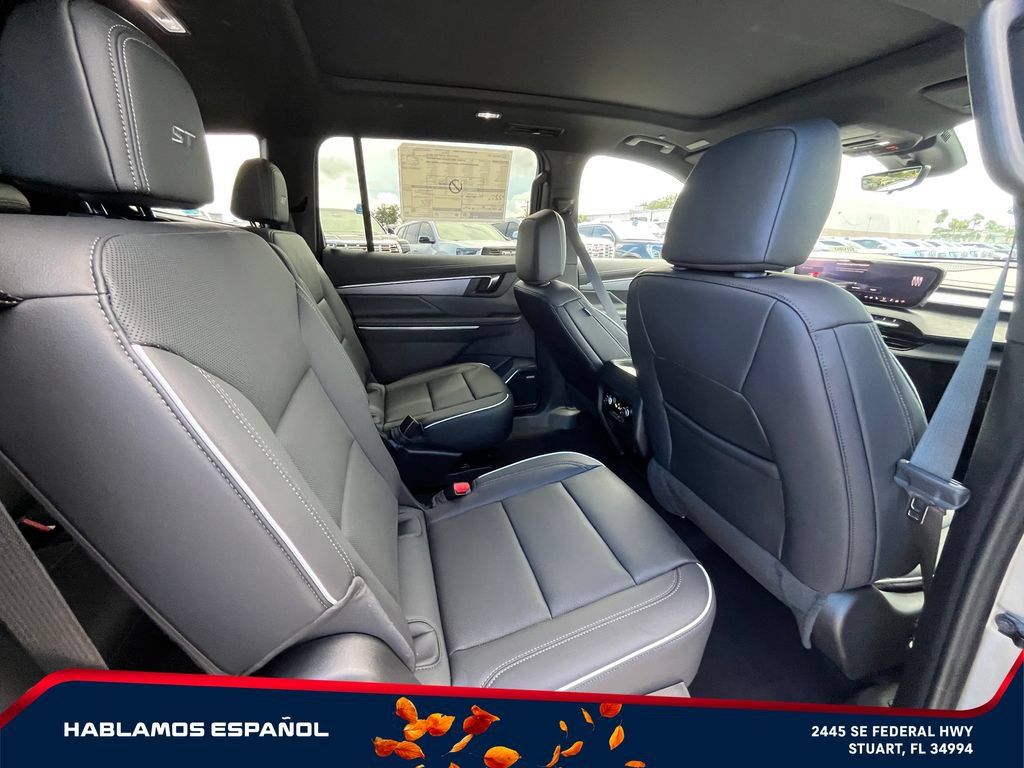 New 2027 Buick Enclave Sport Touring w/ Super Cruise Package FWD image 19