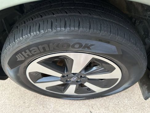 Used 2018 Subaru Forester 2.5i w/ Alloy Wheel Package image 22