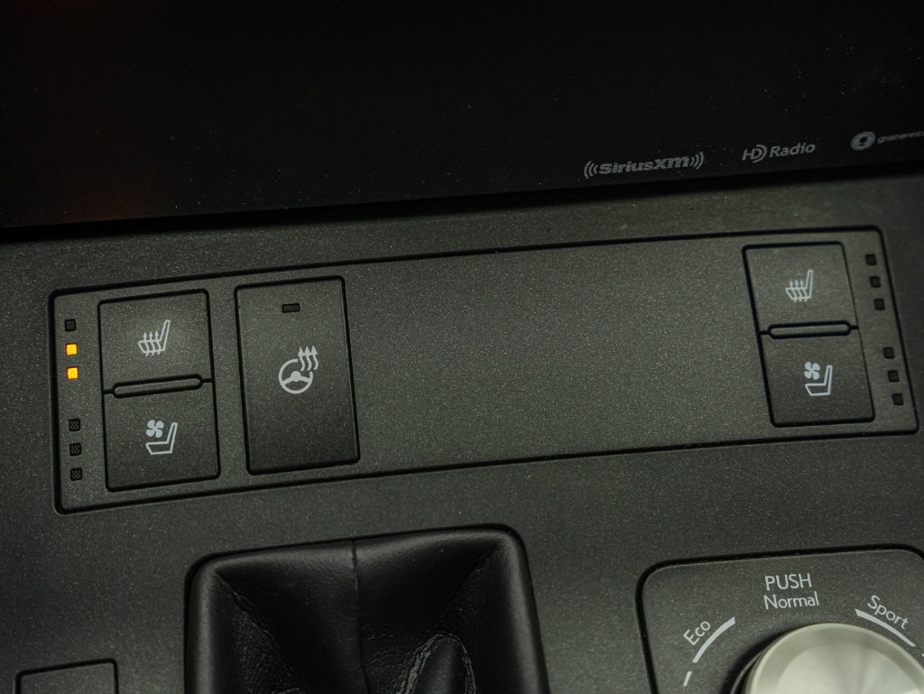 Used 2021 Lexus IS 300 AWD w/ Comfort Package image 36