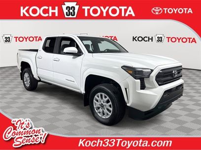New 2025 Toyota Tacoma SR5