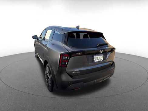 Used 2026 Nissan Kicks SR FWD image 11