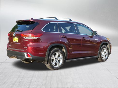 Certified 2017 Toyota Highlander Limited AWD/4WD image 7