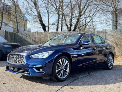 Used 2023 INFINITI Q50 Luxe image 2