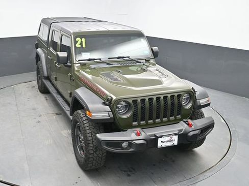Used 2021 Jeep Gladiator Rubicon AWD/4WD image 17