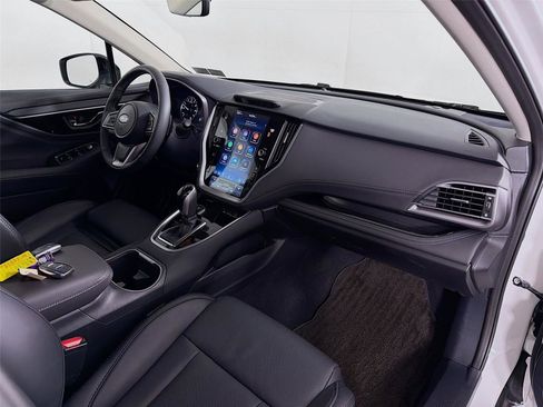 Certified 2025 Subaru Outback Limited image 28