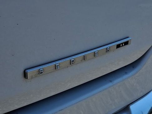 Used 2024 Jeep Wagoneer L Series II RWD image 29