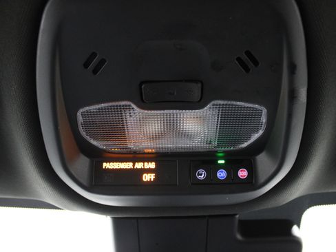 Used 2024 Buick Envista Sport Touring w/ Convenience I Package image 23