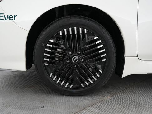 Used 2024 Nissan Leaf SV Plus FWD image 19