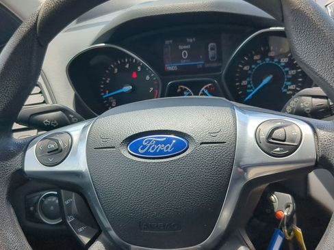 Used 2016 Ford Escape SE FWD image 13