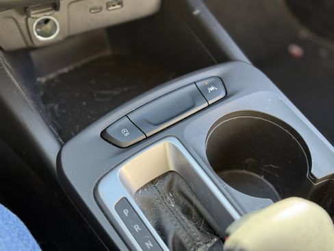 Used 2024 Chevrolet Trax LS image 26