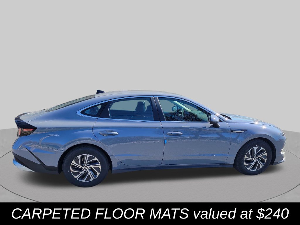New 2026 Hyundai Sonata Blue FWD image 3