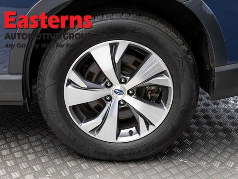 Used 2023 Subaru Ascent Premium AWD/4WD image 8