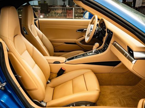 Used 2015 Porsche 911 Carrera S image 24