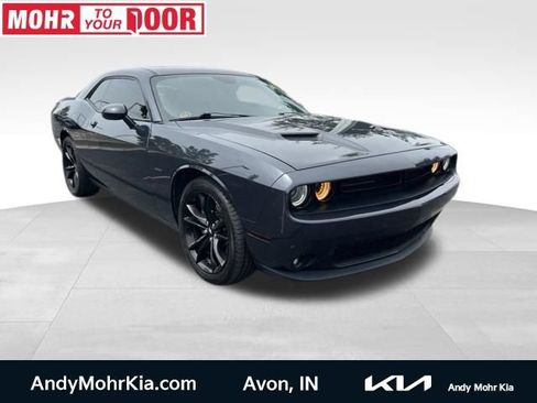Used 2018 Dodge Challenger R/T w/ Driver Convenience Group RWD image 1