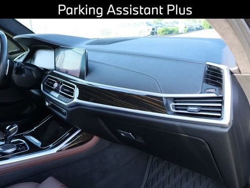 Used 2021 BMW X7 xDrive40i w/ Premium Package image 12