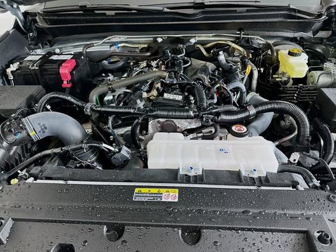 Used 2025 Toyota Tacoma SR image 29