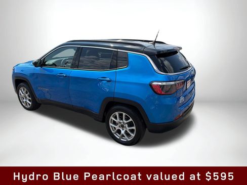 Used 2025 Jeep Compass Limited AWD/4WD image 4