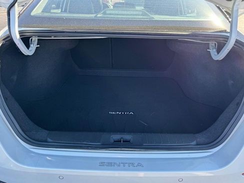 Used 2024 Nissan Sentra SR w/ SR Premium Package image 6