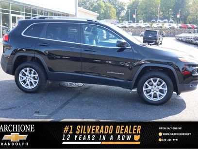 Used 2017 Jeep Cherokee Latitude w/ Comfort/Convenience Group