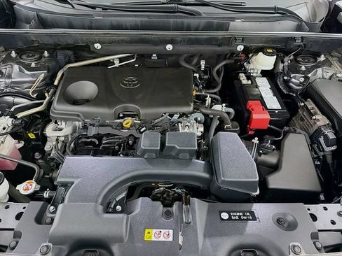 Used 2023 Toyota RAV4 LE FWD image 29