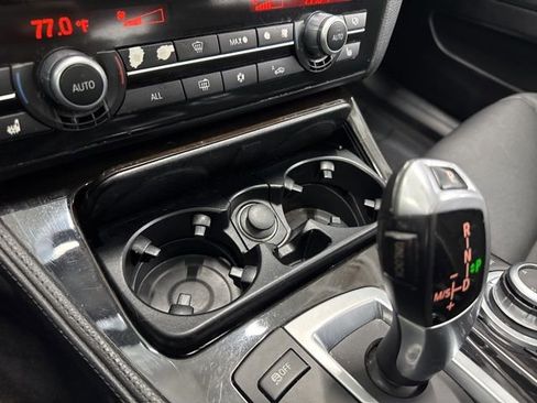 Used 2011 BMW 528i Sedan image 42