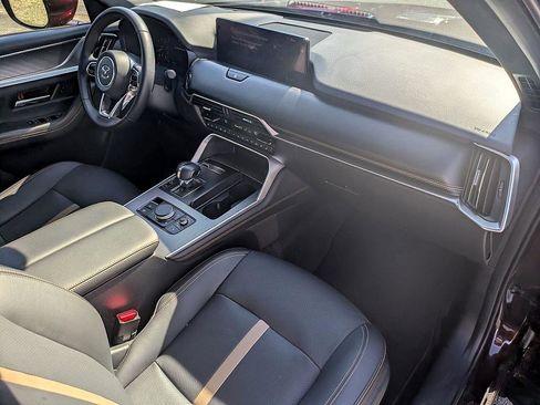 Certified 2025 MAZDA CX-90 3.3 Turbo S w/ Premium Package image 36