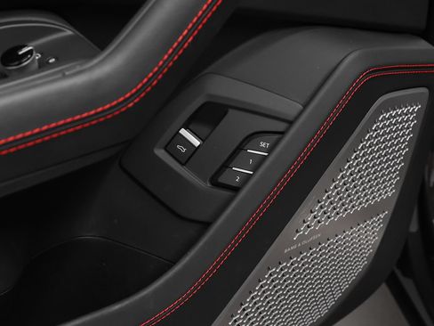 Used 2024 Lamborghini Urus S AWD/4WD image 42