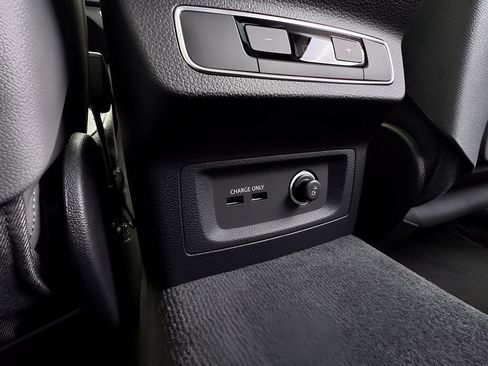 Used 2025 Audi SQ5 Premium Plus image 23