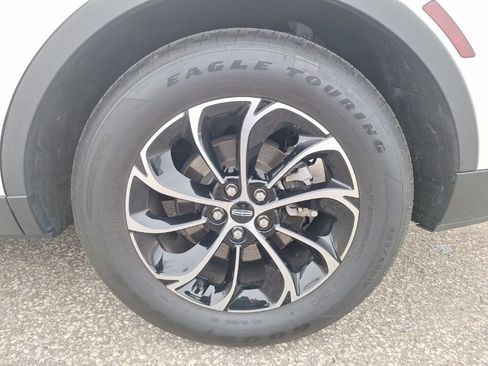 Used 2024 Lincoln Nautilus Premier w/ Equipment Group 102A image 18