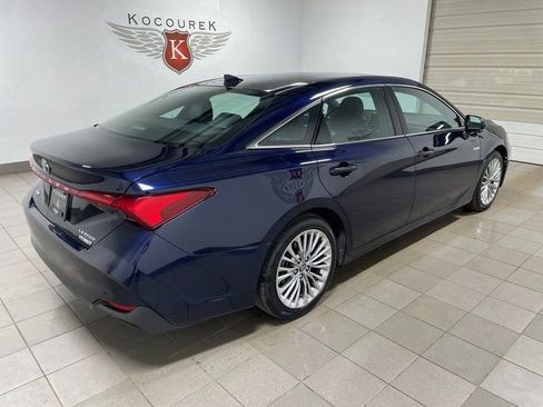 Used 2021 Toyota Avalon Limited w/ Advanced Safety Package image 6