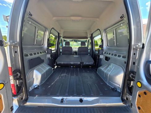 Used 2010 Ford Transit Connect XLT FWD image 23